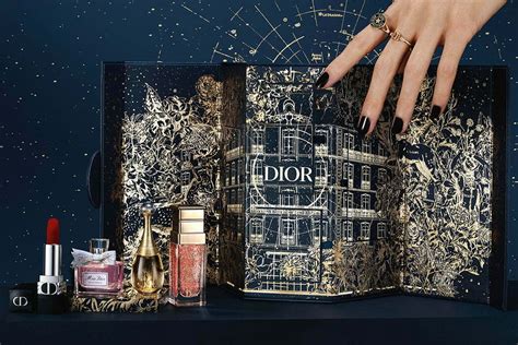 dior calendar set